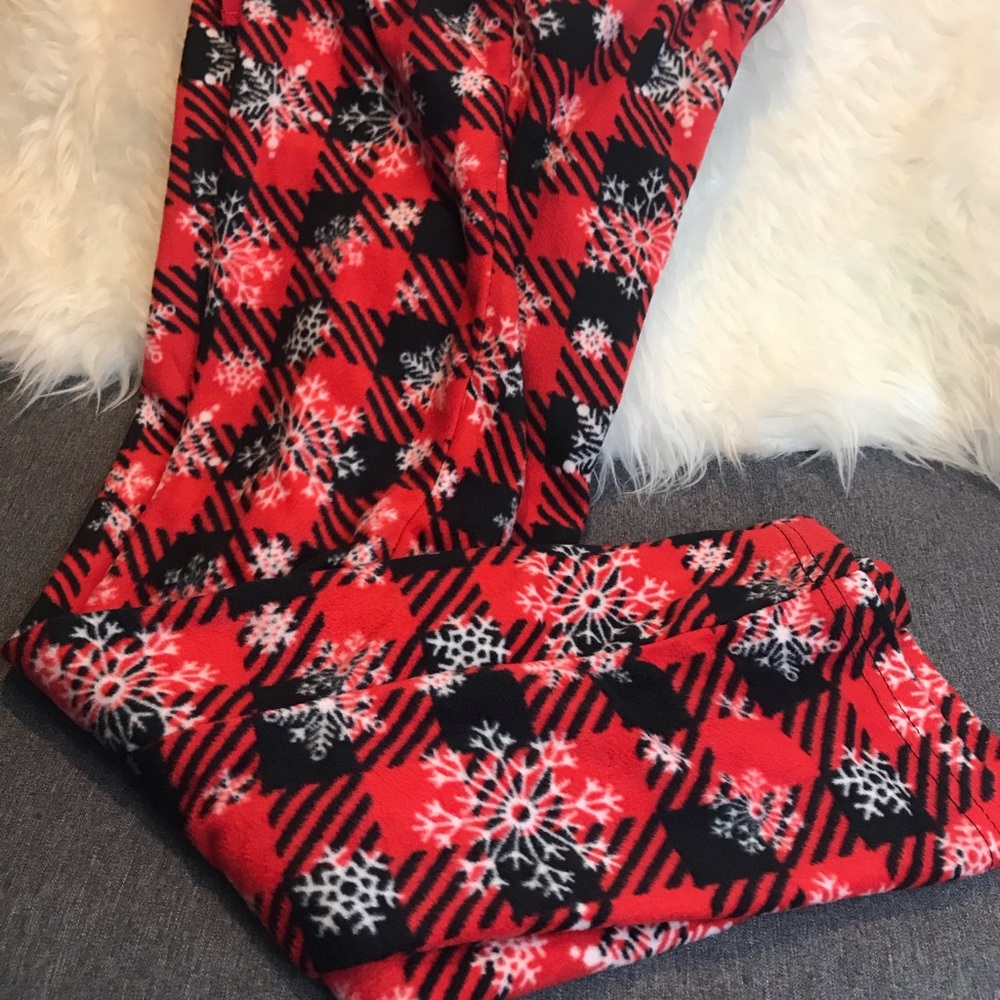 Snowflake children fuzzy pants